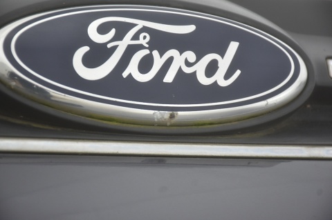 ZDERZAK PRZEDNI PRZÓD FORD C-MAX II MK2 EA