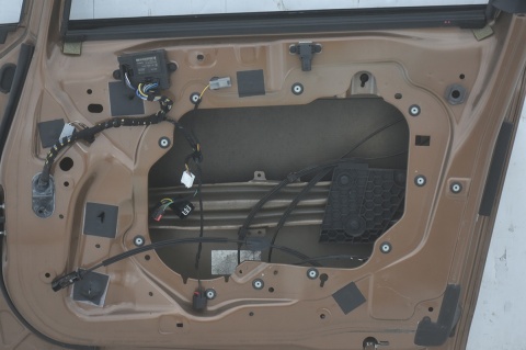 DRZWI PRZEDNIE PRZÓD PRAWE FORD B-MAX AC