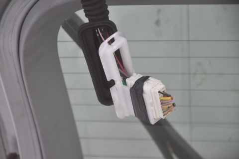 KLAPA TYLNA TYŁ HONDA FR-V NH623M