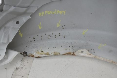 BŁOTNIK PRZEDNI PRZÓD PRAWY LEXUS IS III