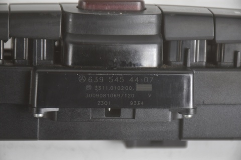 PANEL PRZEŁĄCZNIKÓW ŚWIATEŁ AWARYJNYCH MERCEDES VITO W639 6395454407