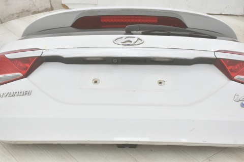 KLAPA BAGAŻNIKA TYLNA TYŁ HYUNDAI I40 KOMBI KAMERA NCW