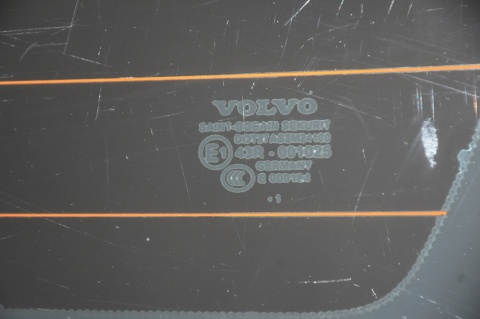 KLAPA TYLNA TYŁ VOLVO XC70 II V70 III 705/16 KOMPLETNA