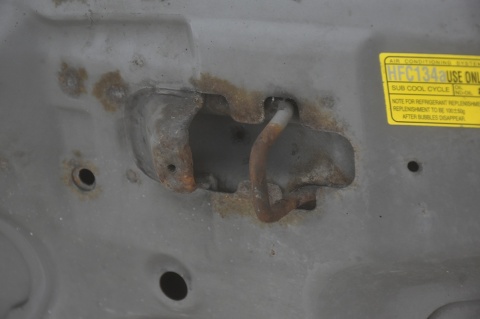 MASKA POKRYWA SILNIKA TOYOTA CELICA VII