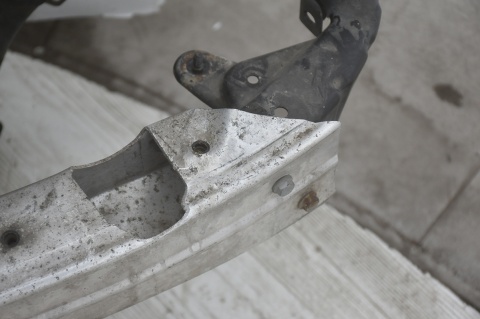 WZMOCNIENIE PAS PRZEDNI MERCEDES CLS W219 3.0 DIESEL