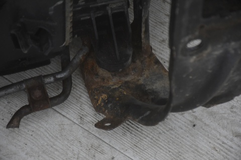 WZMOCNIENIE PAS PRZEDNI MERCEDES CLS W219 3.0 DIESEL