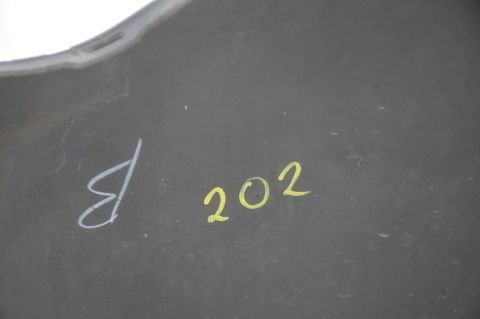 ZDERZAK PRZEDNI TOYOTA PRIUS II 202