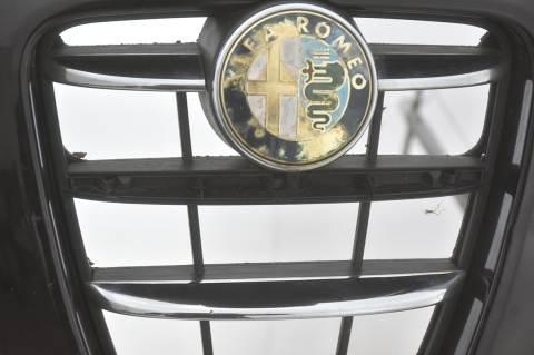 ZDERZAK PRZEDNI PRZÓD ALFA ROMEO MITO 805