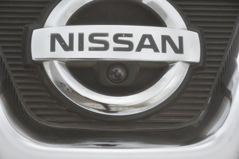 ZDERZAK PRZEDNI PRZÓD NISSAN QASHQAI I J10 LIFT KAMERA SPRYSKI 326