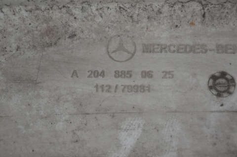 ZDERZAK TYLNY TYŁ MERCEDES C W204 PDC SEDAN