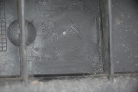 BELKA ZDERZAKA PRZEDNIA PRZÓD CITROEN C3 II