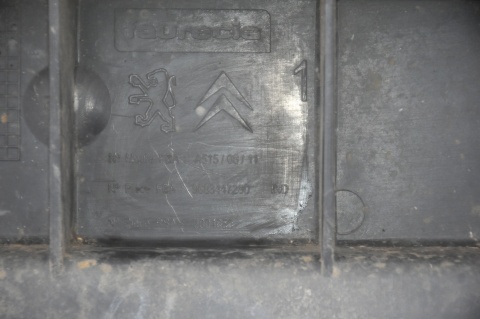 BELKA ZDERZAKA PRZEDNIA PRZÓD CITROEN C3 II