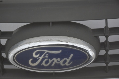 GRILL ATRAPA CHŁODNICY FORD FOCUS MK2 II LIFT