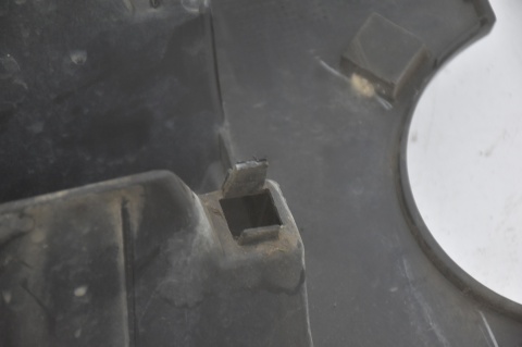 GRILL ATRAPA CHŁODNICY LAND ROVER DISCOVERY III DHB000274