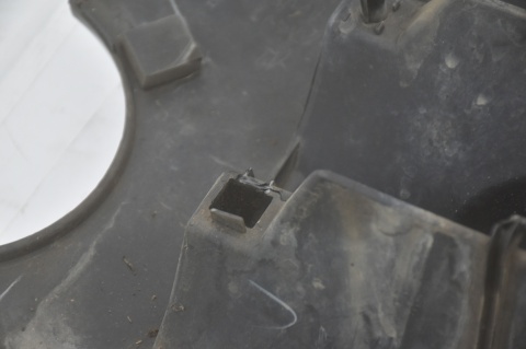 GRILL ATRAPA CHŁODNICY LAND ROVER DISCOVERY III DHB000274