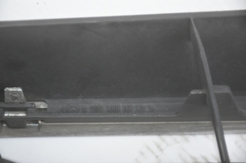 GRILL ATRAPA CHŁODNICY MERCEDES CLK W209 LIFT