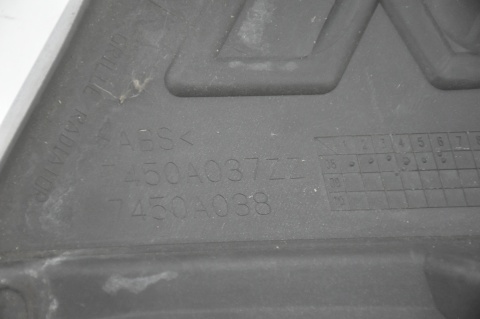 GRILL ATRAPA CHŁODNICY MITSUBISHI OUTLANDER II