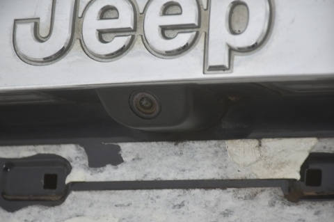 KLAPA TYLNA TYŁ JEEP GRAND CHEROKEE WK2 + KAMERA