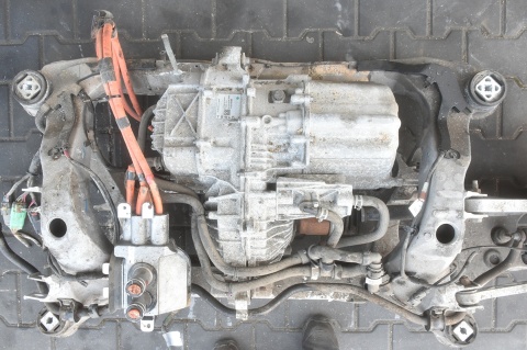 SILNIK ELEKTRYCZNY T TYLNY TESLA S 4X4 AWD 1037000-00-F