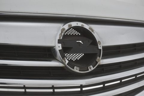 ZDERZAK PRZEDNI PRZÓD OPEL INSIGNIA A Z40R