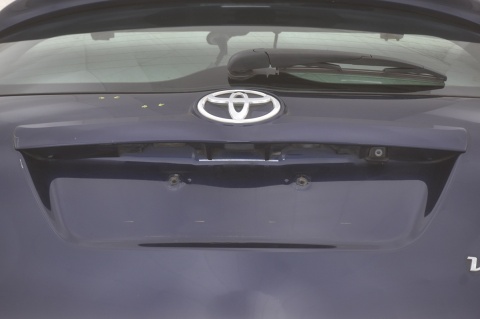 KLAPA TYLNA TYŁ TOYOTA VERSO 8S6 KAMERA