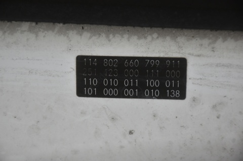 MASKA POKRYWA SILNIKA MERCEDES R W251 LIFT C799