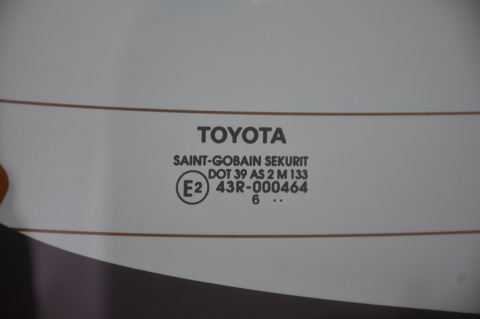 KLAPA TYLNA TYŁ TOYOTA YARIS II GS3