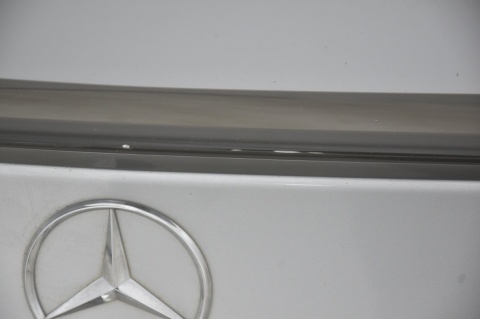 KLAPA TYLNA TYŁ MERCEDES E-KLASA W204 III SEDAN 775