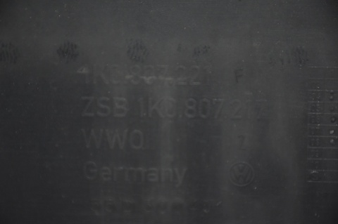 ZDERZAK PRZEDNI PRZÓD VW GOLF V 5 LD5Q