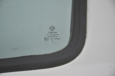 DRZWI PRZEDNIE PRZÓD LEWE FIAT DOBLO II OPEL COMBO II D