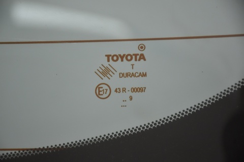 KLAPA TYLNA TYŁ TOYOTA VERSO I