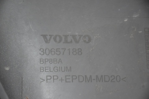 ZDERZAK PRZEDNI PRZÓD VOLVO C30 019-26