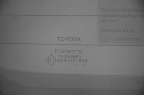 KLAPA TYLNA TYŁ TOYOTA AURIS II HB