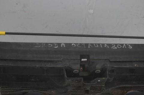 WZMOCNIENIE PAS PRZEDNI SKODA OCTAVIA III BENZYNA