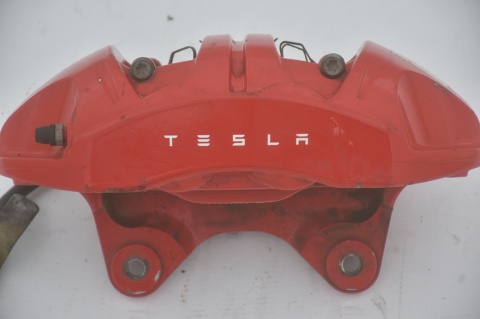 ZACISK HAMULCOWY PRAWY PRZÓD LEWY TESLA MODEL 3 PERFORMANCE 1044641-00-D