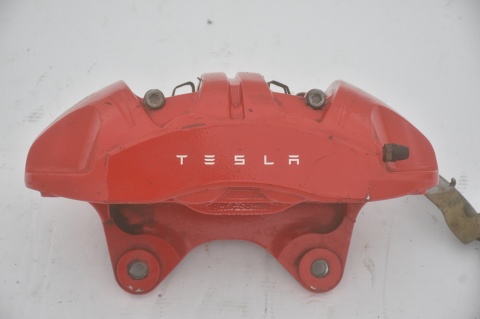 ZACISK HAMULCOWY PRAWY PRZÓD PRAWY TESLA MODEL 3 PERFORMANCE 1044642-00-D