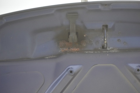 MASKA POKRYWA SILINKA PEUGEOT 208