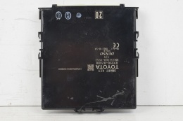 MODUŁ KOMFORTU KEYLESS TOYOTA AURIS II 8999002400