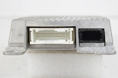 WZMACNIACZ HARMAN BECKER BMW 9238245