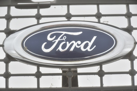 ZDERZAK PRZEDNI PRZÓD FORD MONDEO MK4 G6