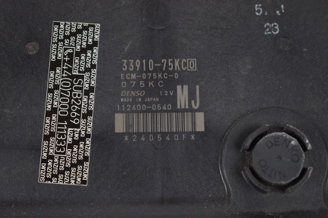 KOMPUTER STEROWNIK SUZIKI SX4 33910-75KC 1124000540