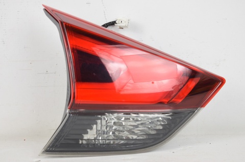 LAMPA W KLAPĘ TYLNA TYŁ LEWA NISSAN X-TRAIL T32 LIFT 226-23746