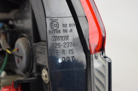 LAMPA W KLAPĘ TYLNA TYŁ LEWA NISSAN X-TRAIL T32 LIFT 226-23746