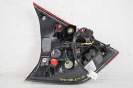 LAMPA W KLAPĘ TYLNA TYŁ PRAWA NISSAN X-TRAIL T32 LIFT 226-23746