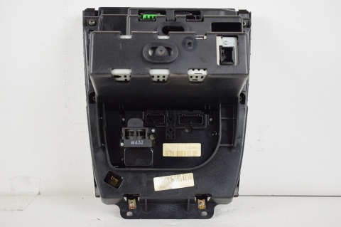 PANEL KONSOLA KOKPIT NAWIEWU RADIO VOLVO XC90 30679465-1