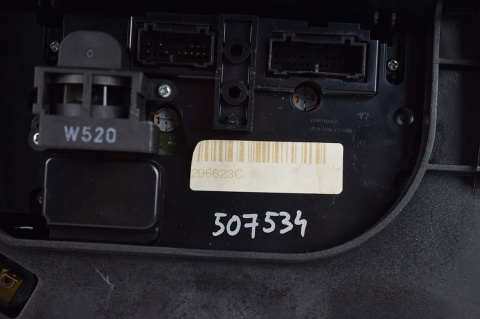PANEL KONSOLA KOKPIT NAWIEWU RADIO VOLVO XC90 30732642