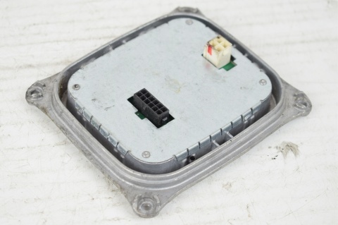 PRZETWORNICA XENON BMW 7263052