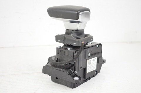 WYBIERAK LEWAREK AUTOMAT AUDI Q5 80C713041N UK