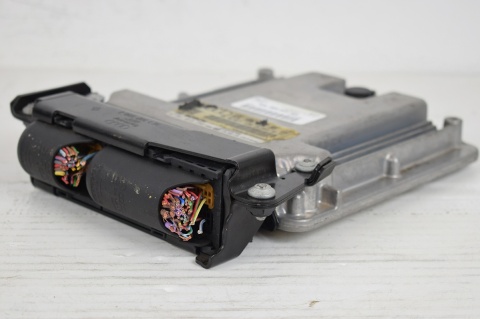 KOMPUTER STEROWNIK SILNIKA AUDI 0281015752 03L906022NH