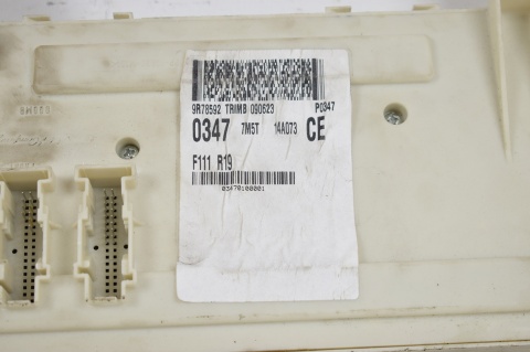 SKRZYNKA BEZPIECZNIKÓW MODUŁ FORD 7M5T-14A073-CE